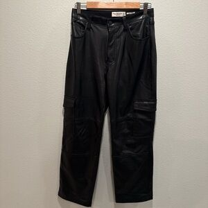 Black Vegan Leather Abercrombie and Fitch Cargo Relaxed 90s Pants Size 28/6